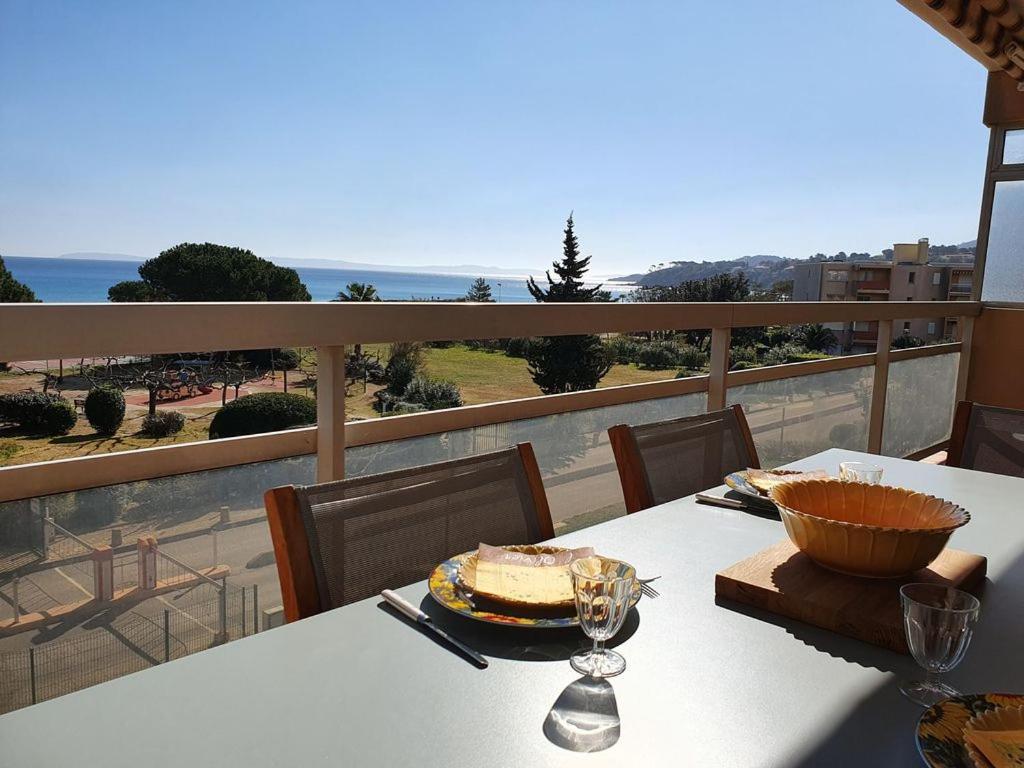 Appartement Bormes-les-Mimosas Extérieur photo